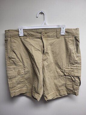 Mountain Ridge Men's Cargo Shorts Size 36 Khaki Beige Cotton Utility Casual